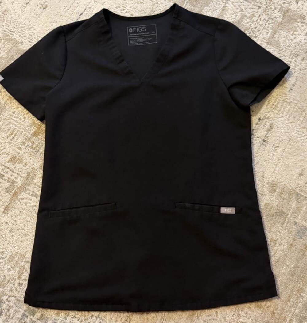 Figs Technical Collection Womens XS Black 2 Pocket Scrub Medical Top Shirt